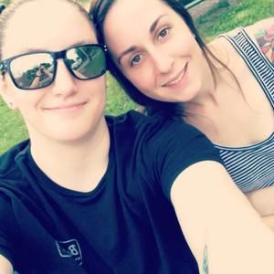 Meet your Posher, Tia